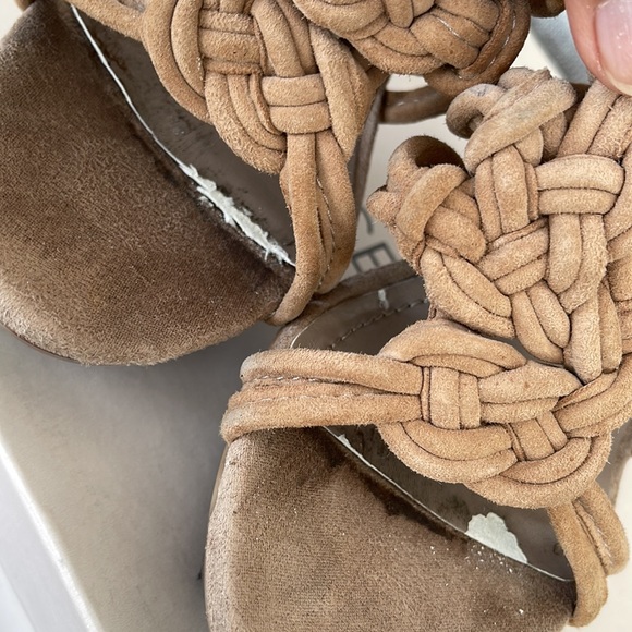 BCBGeneration - BG- Blink - Powder Blush Suede - Pre-owned - Picture 6 of 7